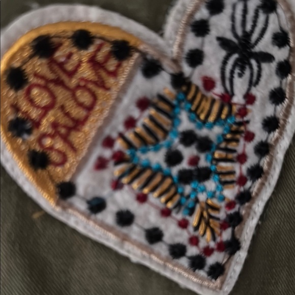 POL Olive Green Cropped Pants with Colorful Accents - Picture 5 of 10